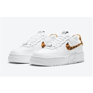 Nike Air Force 1 Pixel SE - Size 6